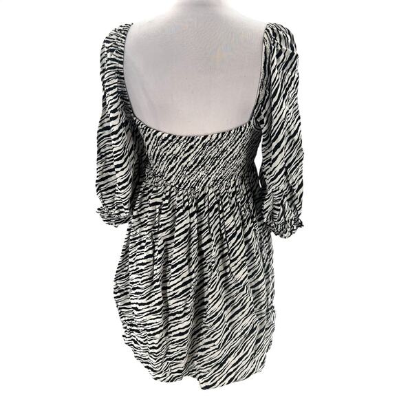 Faithfull the Brand Dress Black White Alina Smocked Zebra Square Neck Sz 4 - Picture 2 of 6